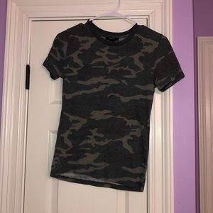 Camo fitted tshirt!